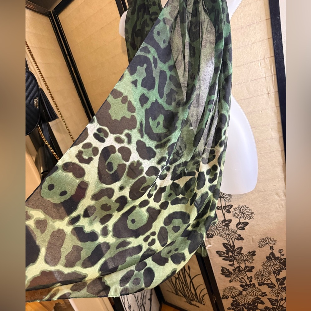 Green Leopard Print Scarf